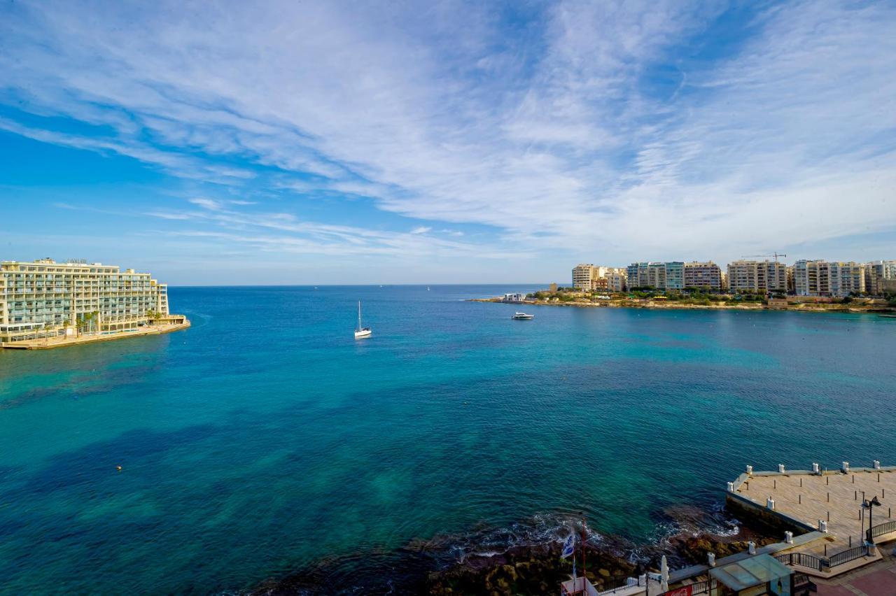 Spinola Bay Floor Seafront 3 Bedroom With Panoramic Sea Views - By Getawaysmalta * Saint Julian's