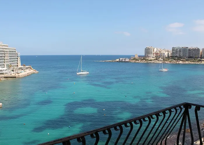 Spinola Bay Top Floor Seafront 3 Bedroom Apartment With Panoramic Sea Views - By Getawaysmalta
