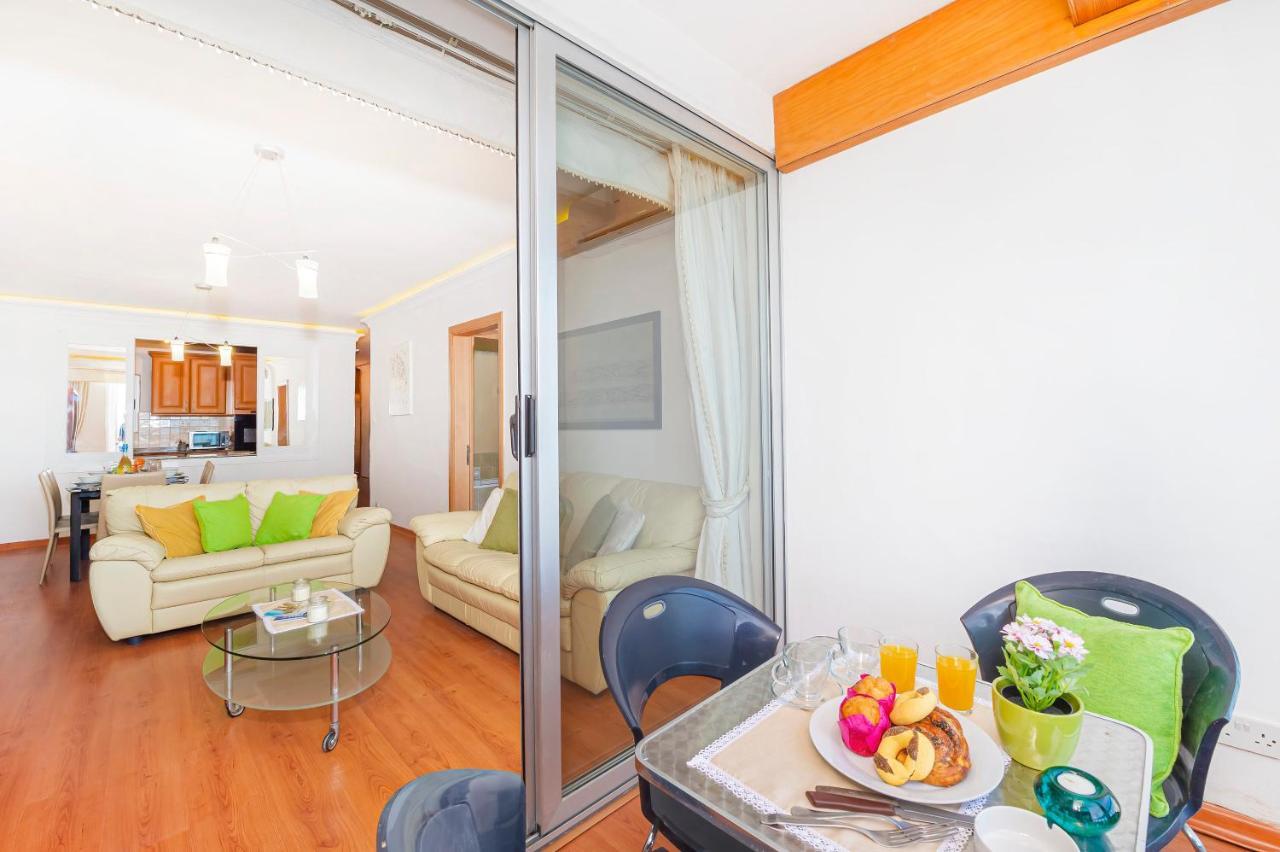 Spinola Bay Floor Seafront 3 Bedroom With Panoramic Sea Views - By Getawaysmalta