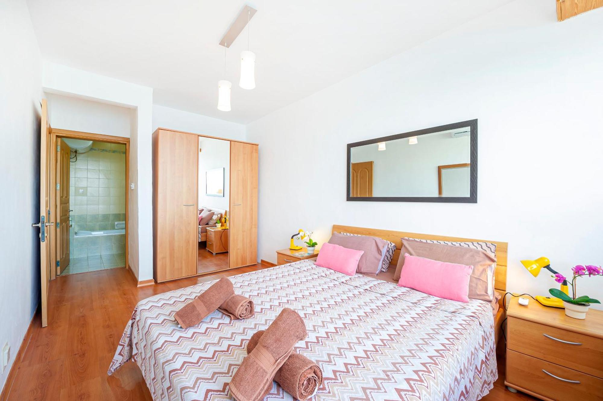 Spinola Bay Floor Seafront 3 Bedroom With Panoramic Sea Views - By Getawaysmalta San Ġiljan