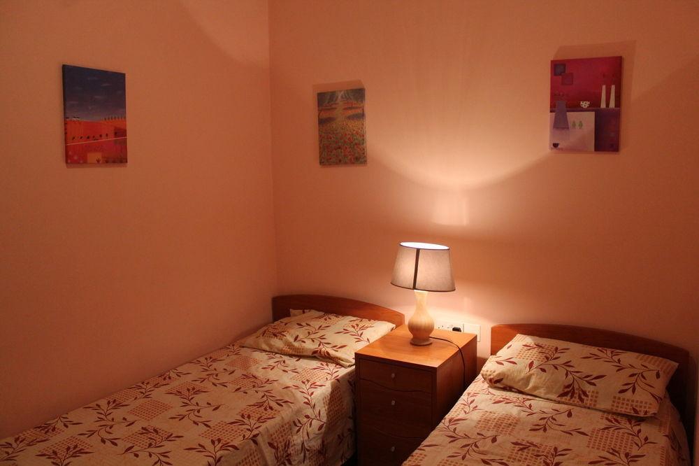 Spinola Bay Floor Seafront 3 Bedroom With Panoramic Sea Views - By Getawaysmalta