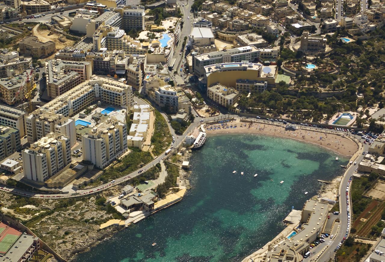 Spinola Bay Floor Seafront 3 Bedroom With Panoramic Sea Views - By Getawaysmalta *