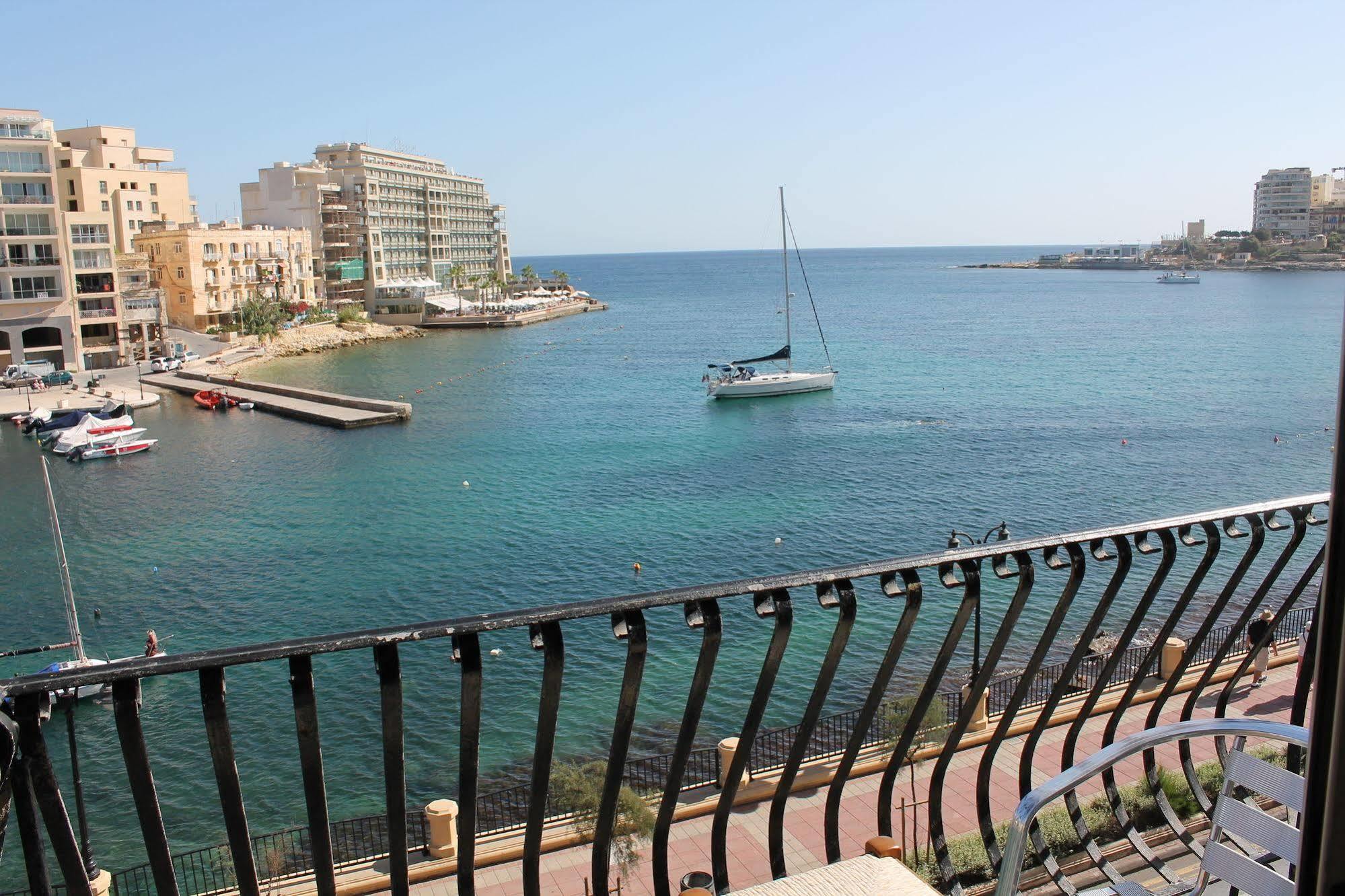 Appartement Spinola Bay Floor Seafront 3 Bedroom With Panoramic Sea Views - By Getawaysmalta San Ġiljan