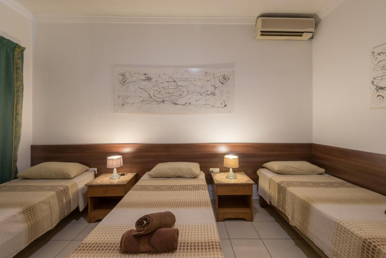Spinola Bay Floor Seafront 3 Bedroom With Panoramic Sea Views - By Getawaysmalta San Ġiljan